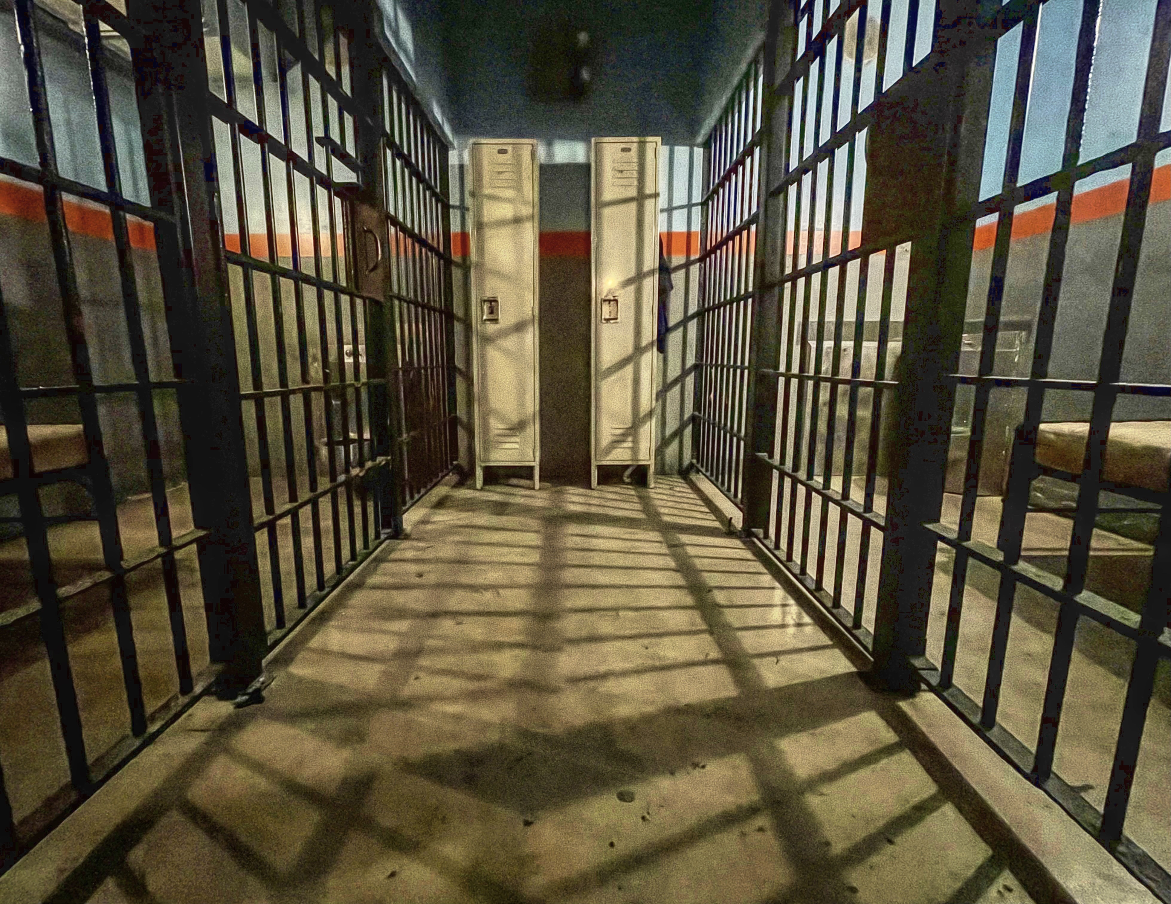 Final Confinement image